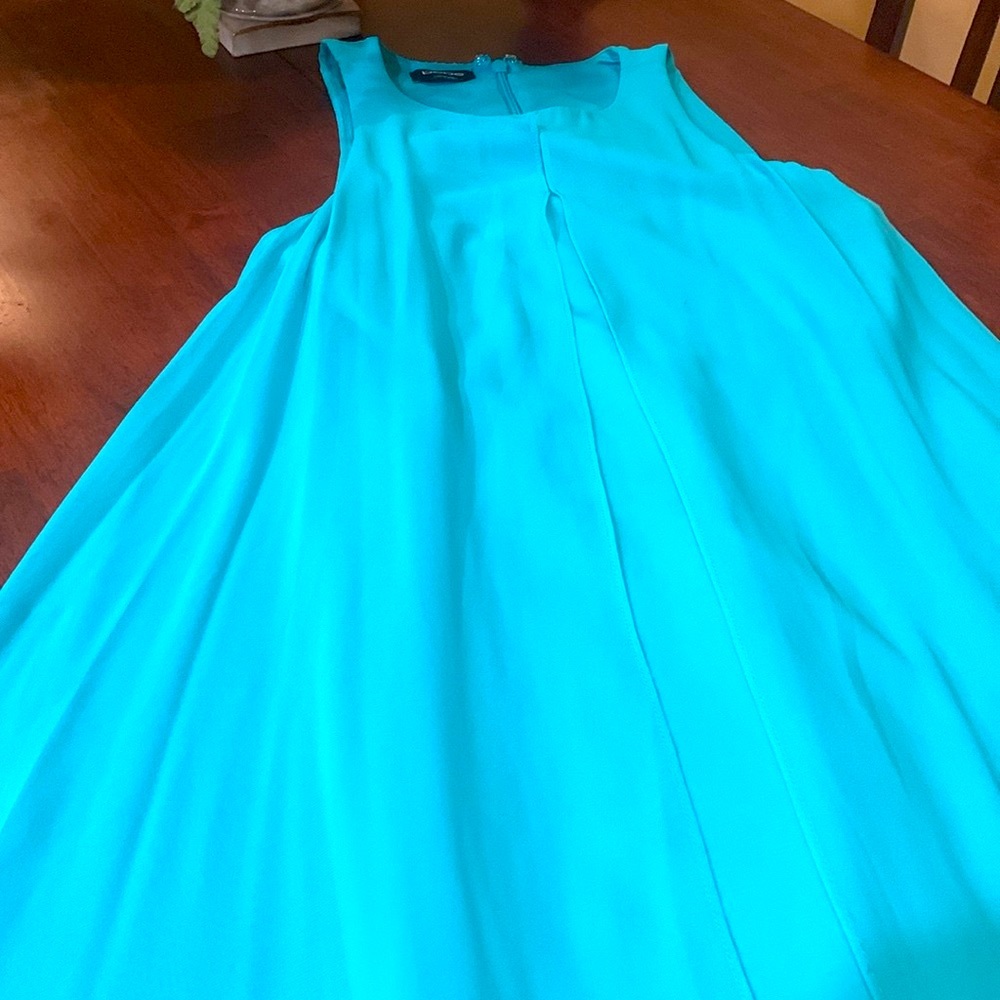 Absolutely stunning double fashionable Bebe Turquoise Zip-Back Top dress, size M